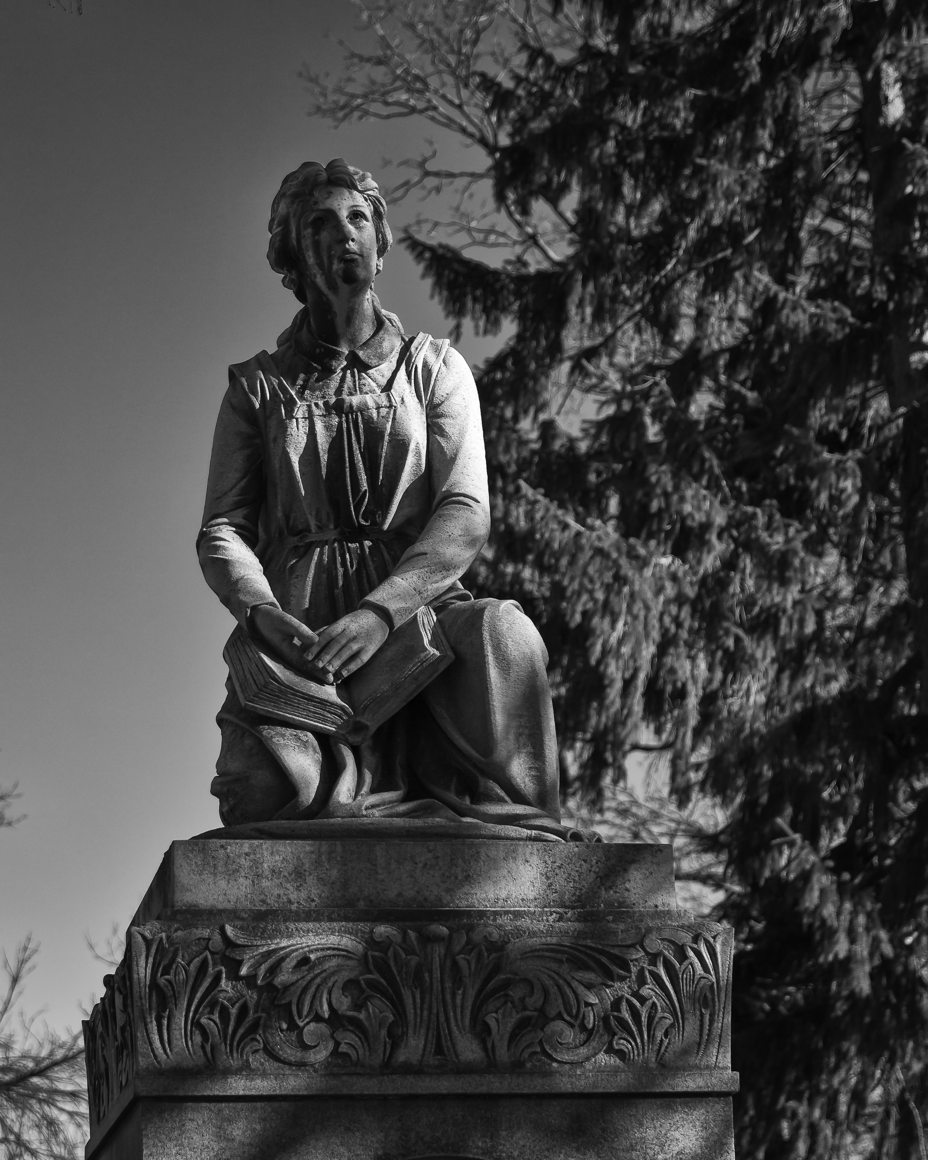 Oakwood Cemetery