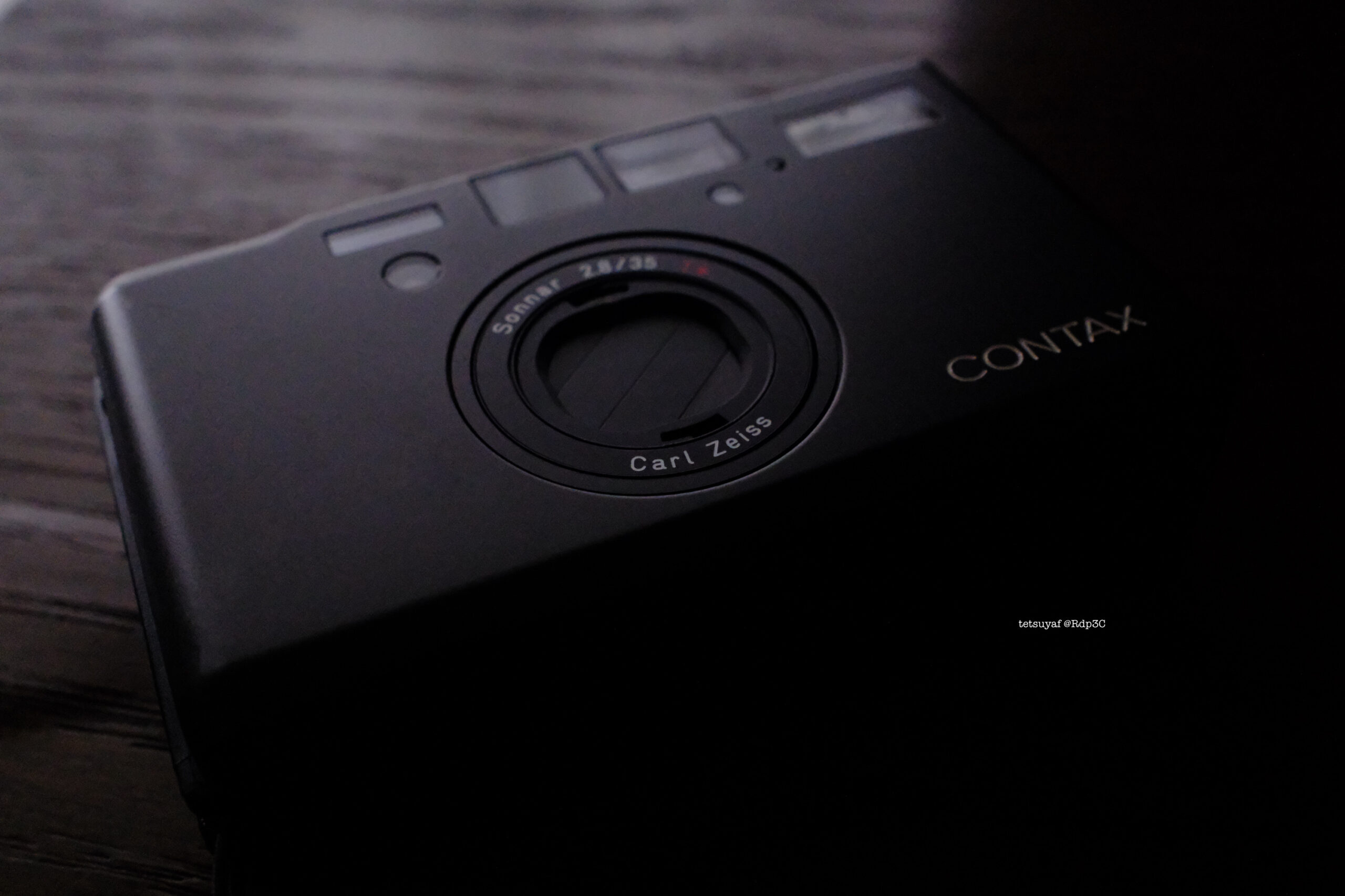 CONTAX T-3 フィルムカメラ チタンブラック 取説有【オマケフィルム付】 CONTAX T3 うろ覚え解説 | RDP3