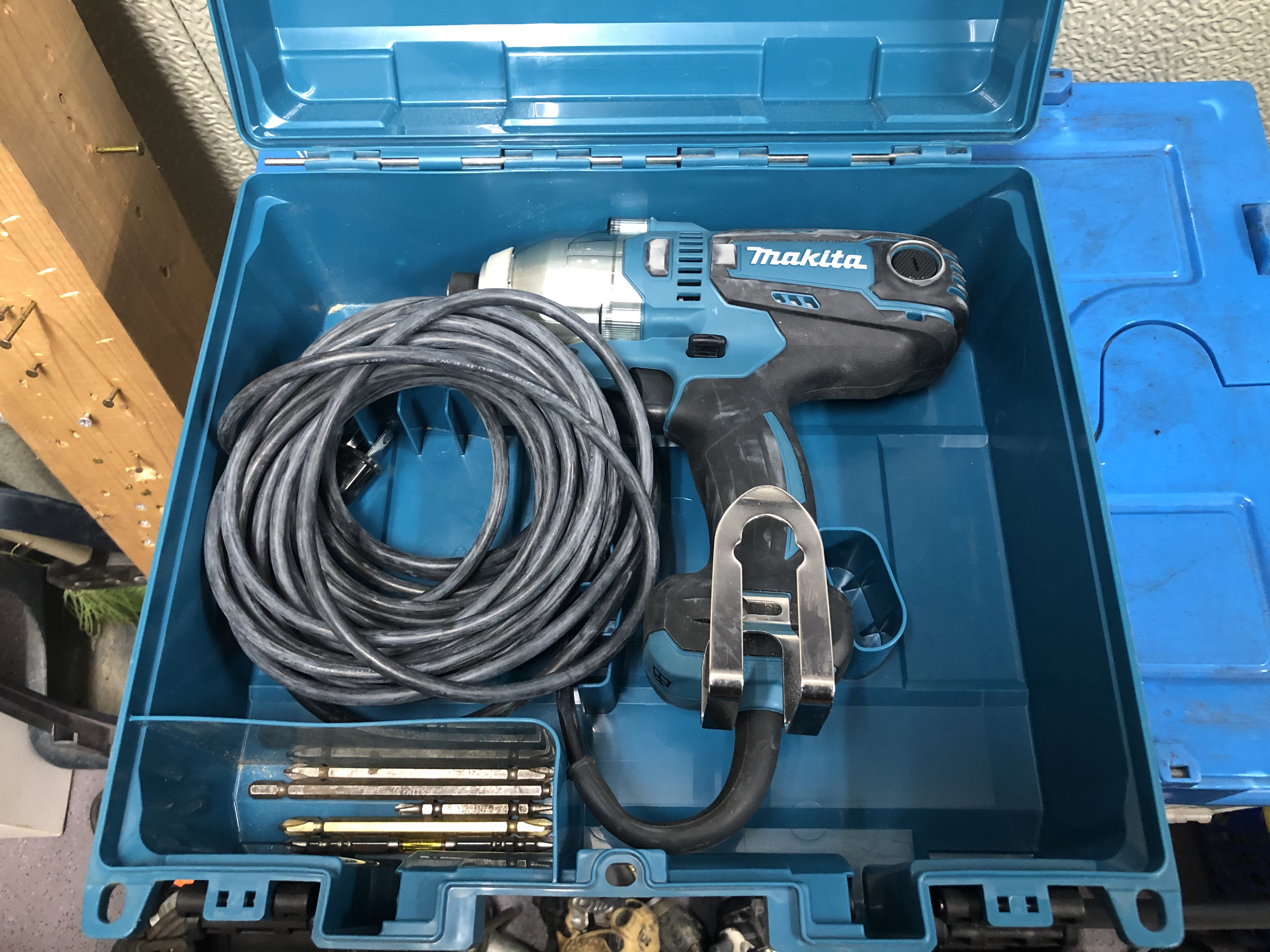 マキタ makita TD0220 インパクトドライバー【リライズ野田愛宕店