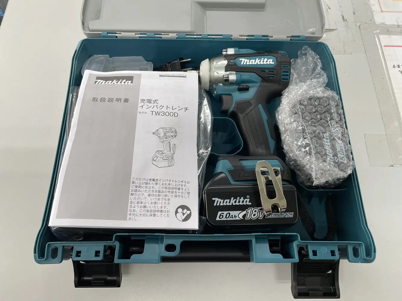 新品未使用品］マキタの充電式インパクトレンチ TW300DRGX を買取しま 