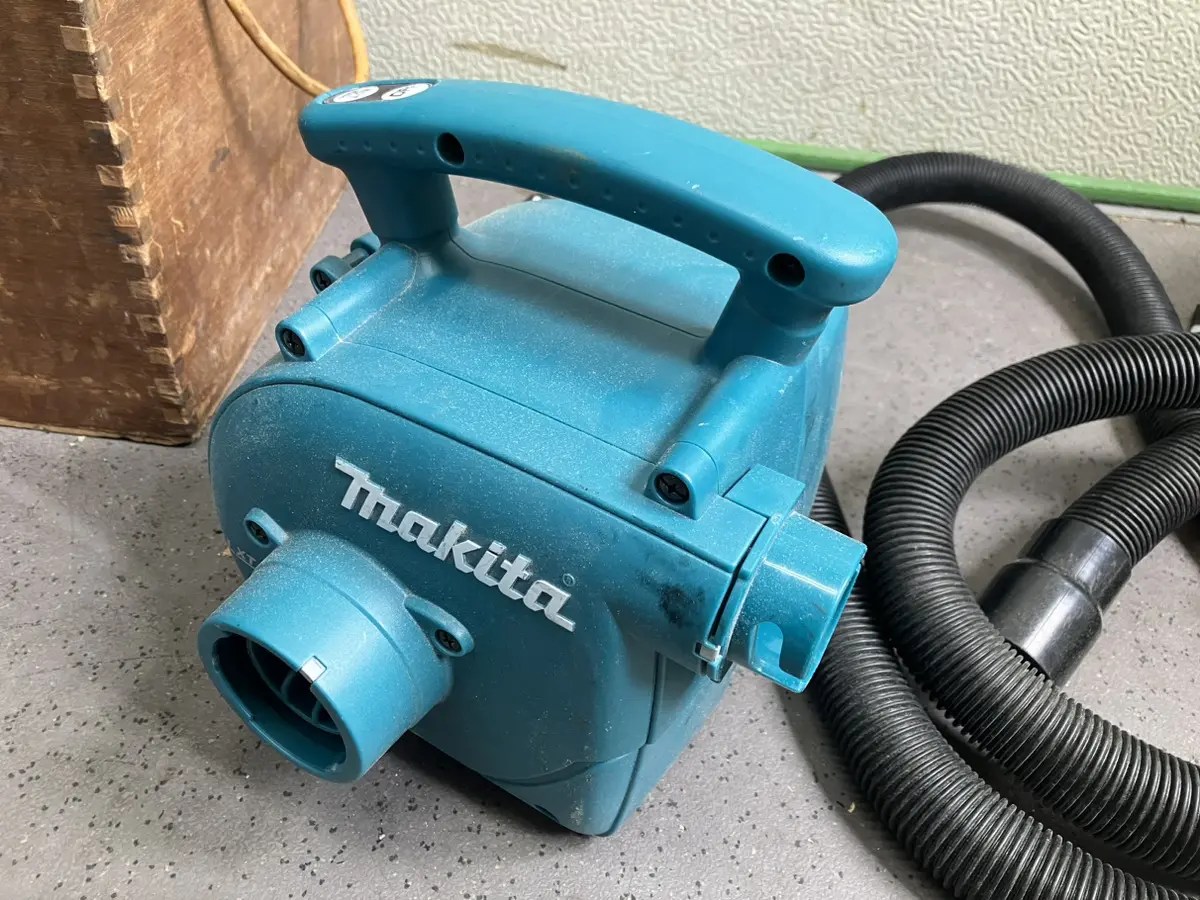 マキタ集塵機用スパイラルホース 内径28x5m限定緑カバー付! 割れない