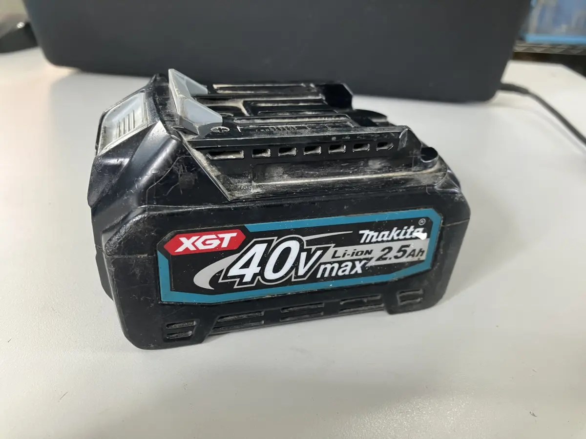 マキタバッテリー40V 2.5A makita40Vバッテリー2.5A（なおきん