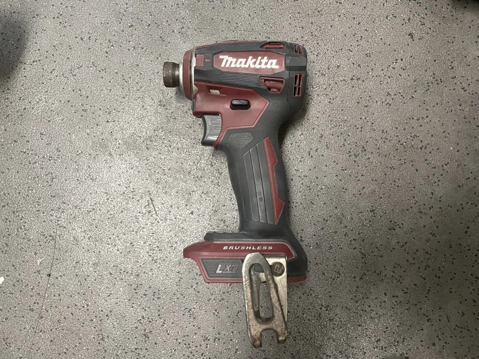 中古品］makita(マキタ) 充電式インパクトドライバ TD172D買取 