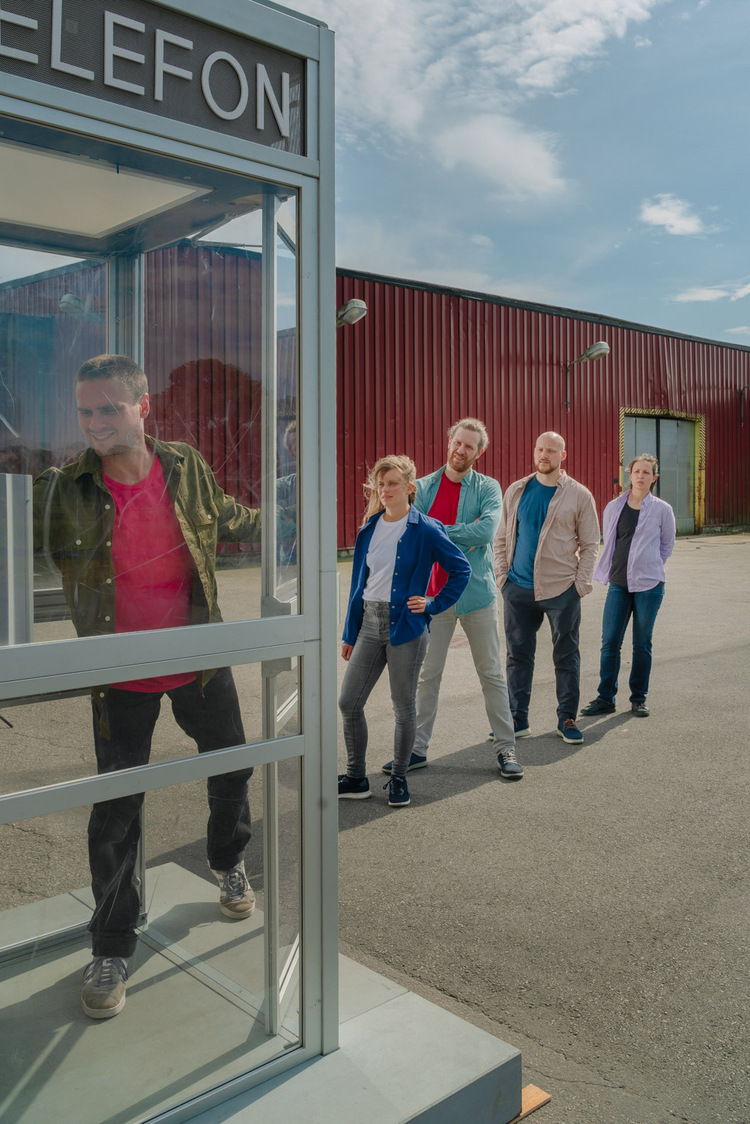 Last Call React - Download High Quality Abstract Picture | High Resolution