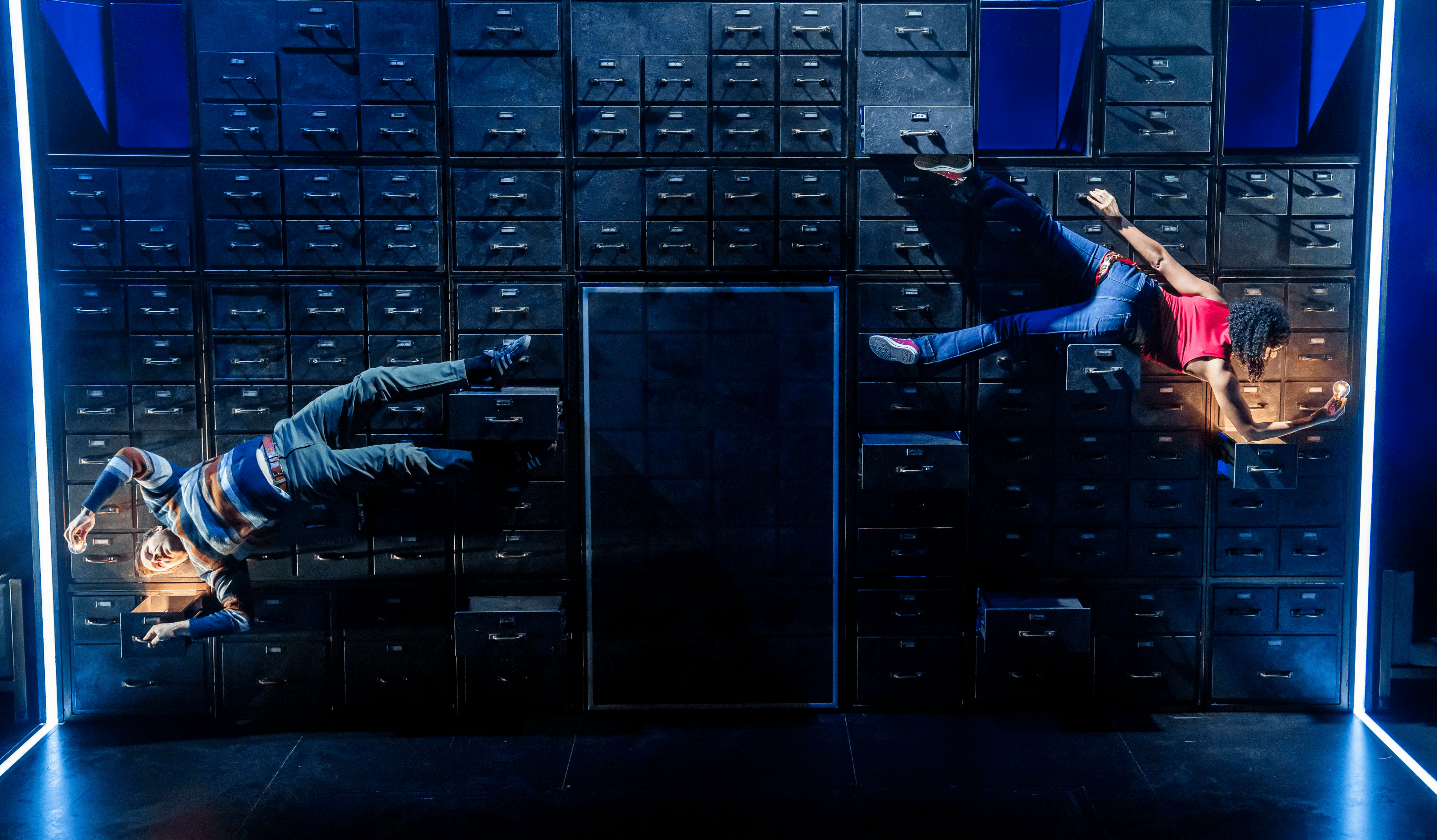 Review of Lost Atoms, Frantic Assembly, Lyric Hammersmith 2026