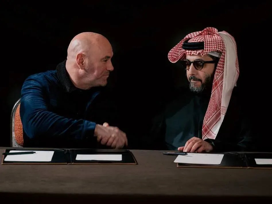 Zuffa Boxing from UFC reaches a deal with Paramount – Dana White Interview – Real Combat Media
