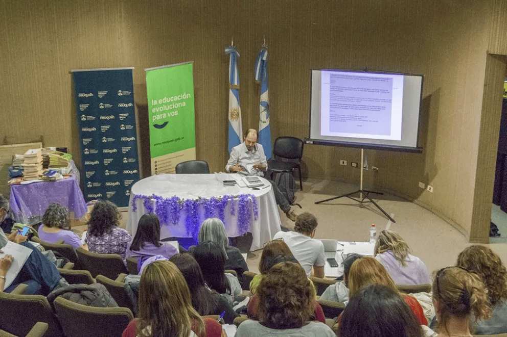 Imagen de la noticia "Con la presencia de especialistas iniciaron las V Jornadas de lecturas y lectores" publicada por realidadsm.com