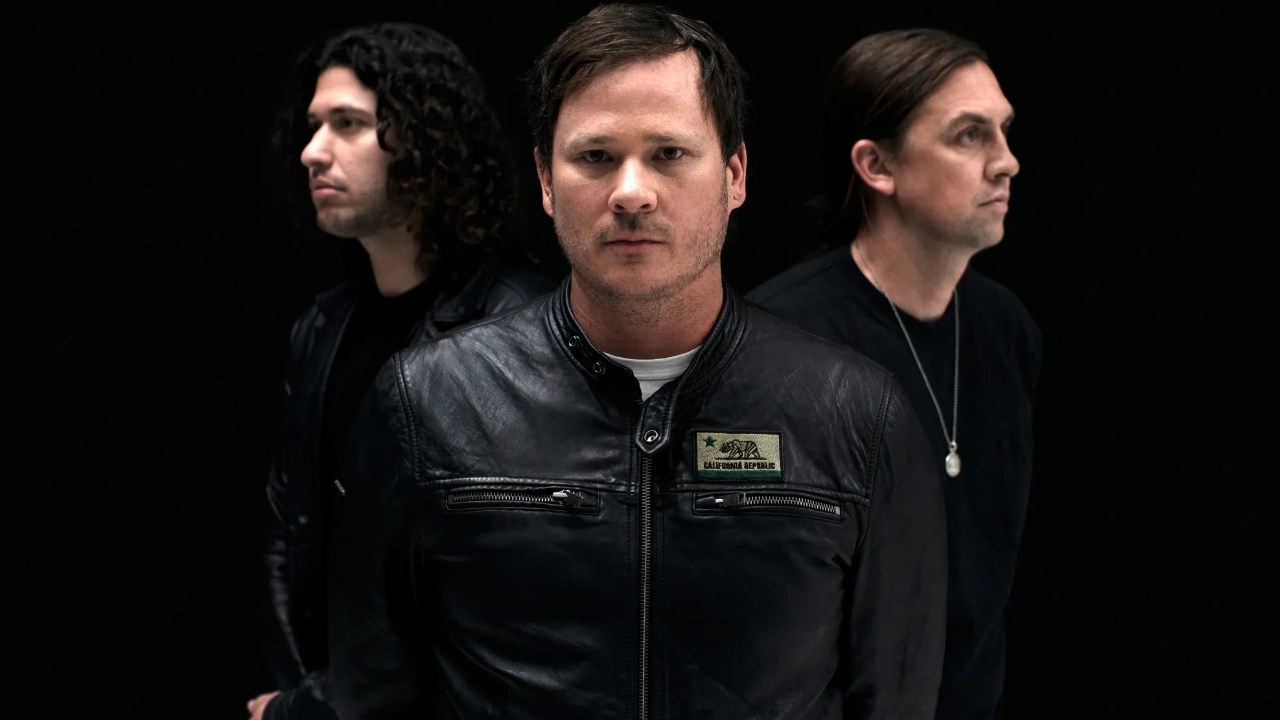 Angels & Airwaves – Everything’s Magic