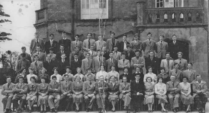 Agriculture Student Shares Pleasant Memories Of Reaseheath - Beautiful Retina Minimal Patterns | Free Download