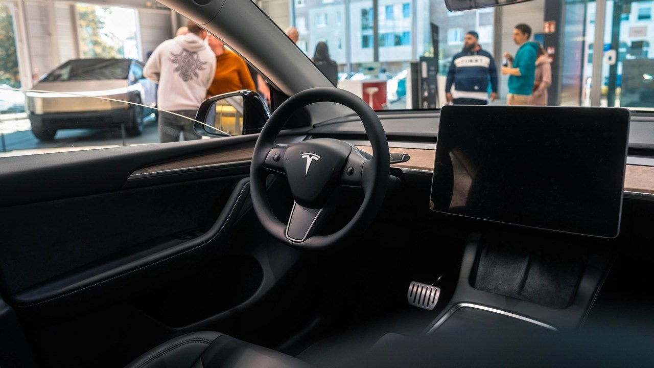 Best Tesla Model Y Floor Mats