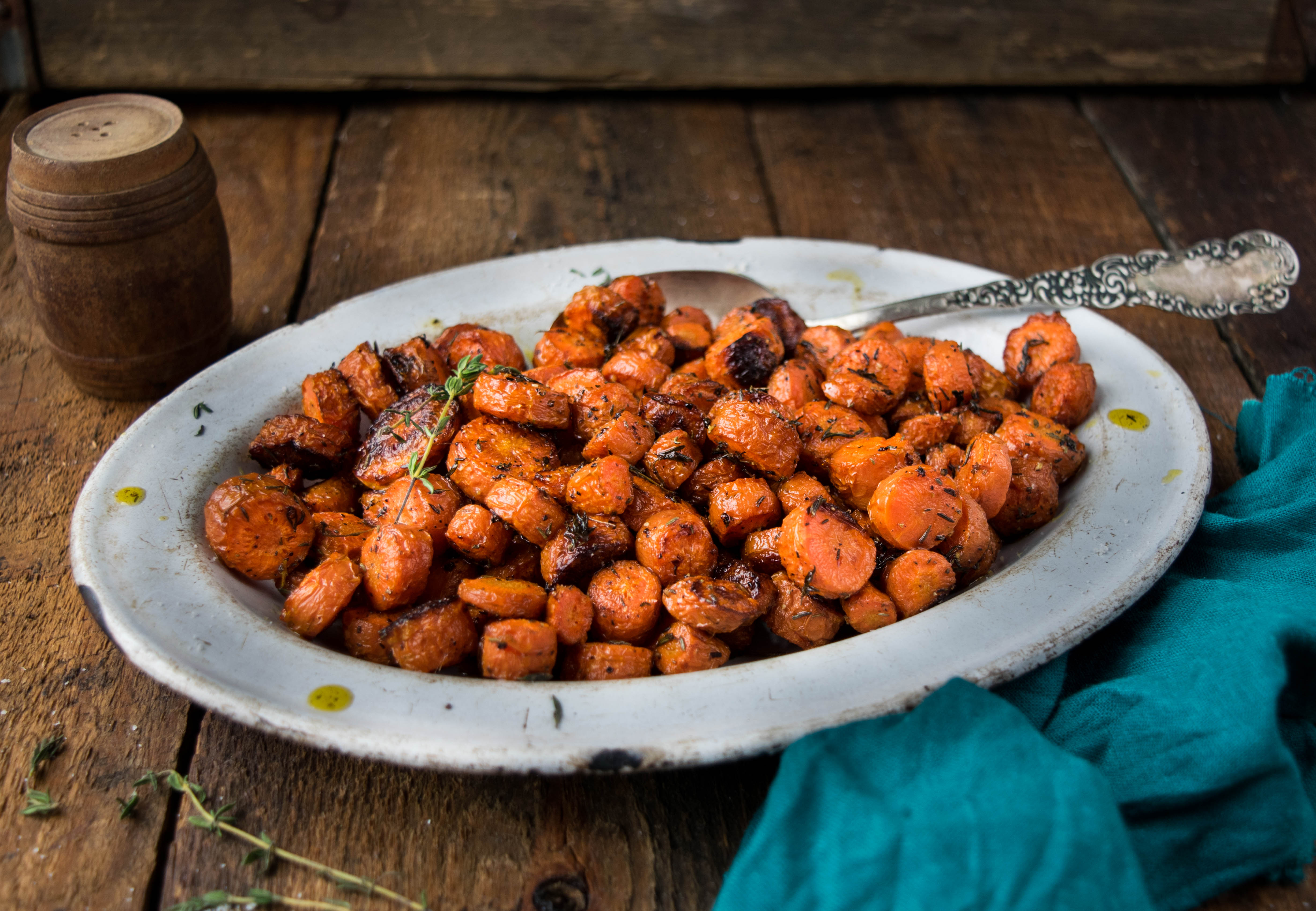 Simple Olive Oil and Thyme Roasted Carrots