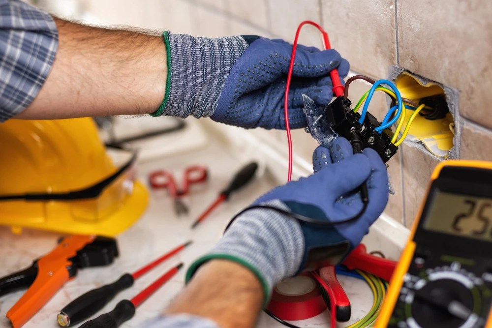 When Mobile Homes Need Professional Electrical Work