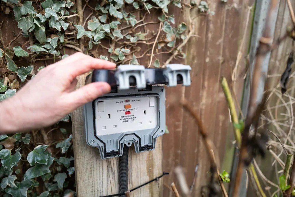 Need Expert Weatherproofing Electrical