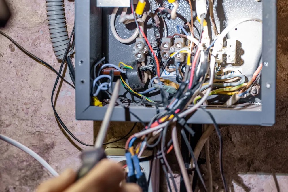 Common Electrical Problems That Need Troubleshooting
