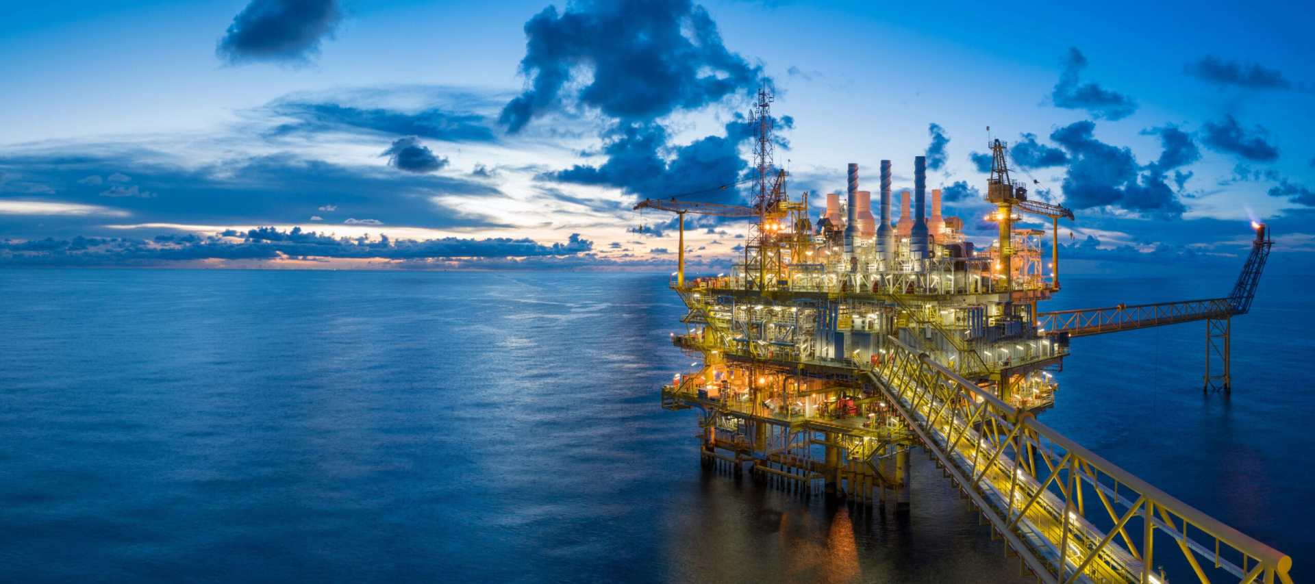 Panorama of Oil and Gas