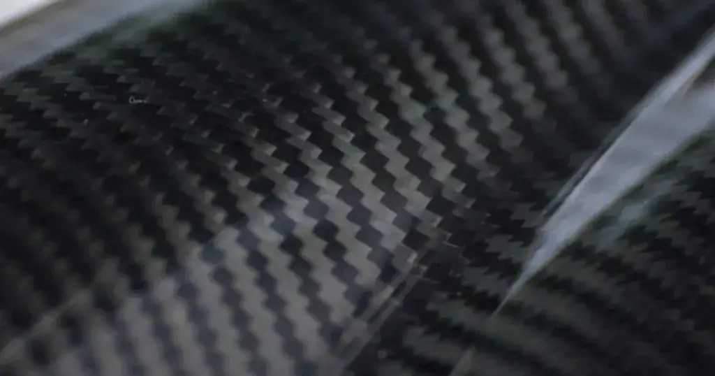 Off-roading enthusiasts, get ready to shift gears! Carbon fiber driveshafts are making waves in the automotive world, offering a game-changing combination of performance, safety, and durability. Whether you're rock crawling in a Jeep or pushing the limits in a trophy truck, carbon fiber is redefining what’s possible on the trails. But what exactly makes these driveshafts so revolutionary? Let’s dive into the details and explore why carbon fiber is the future of off-road performance.