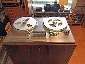 1948: Ampex Model 200 Debuts