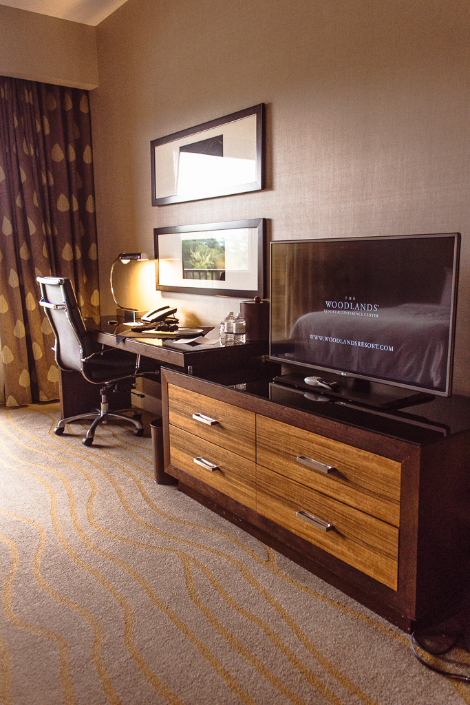 woodlands resort, reesa rei, houston review, resort in houston