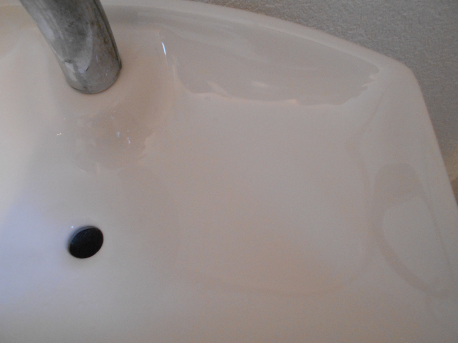 トイレ手洗いボウル　後