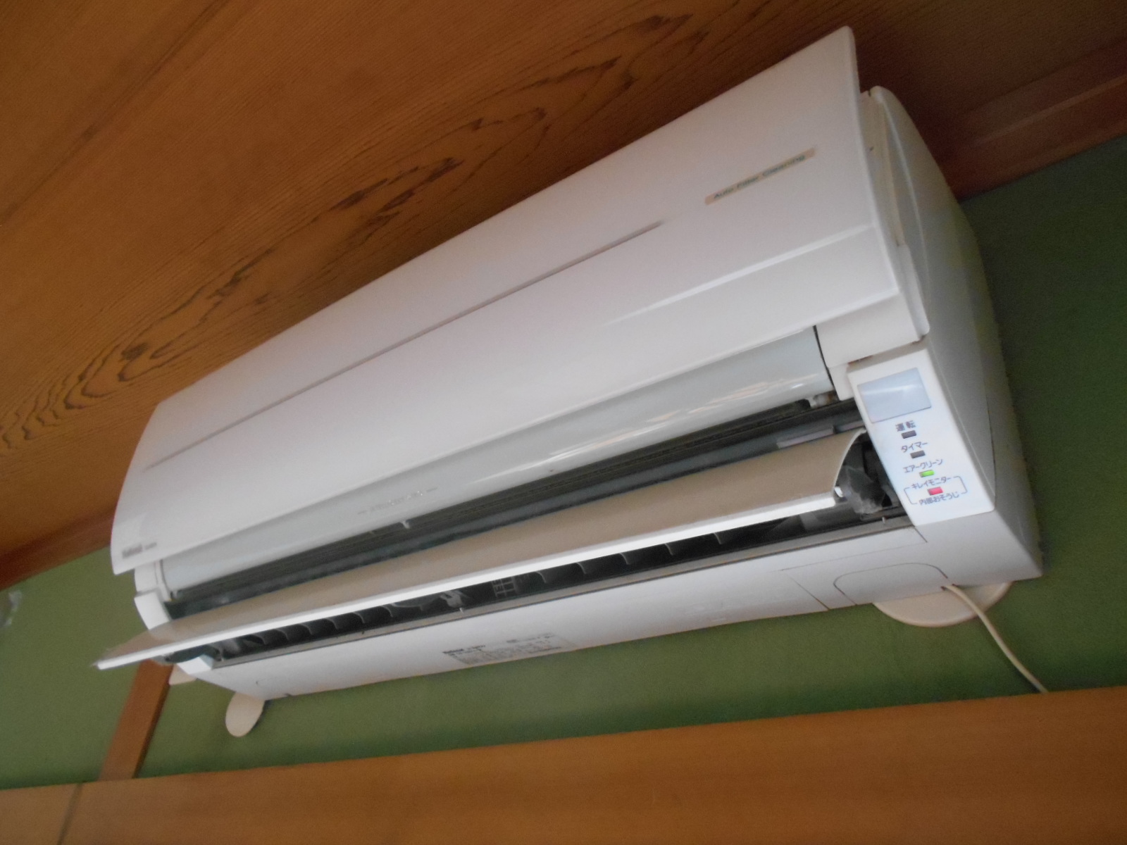 パナのお掃除エアコン　4年くらい