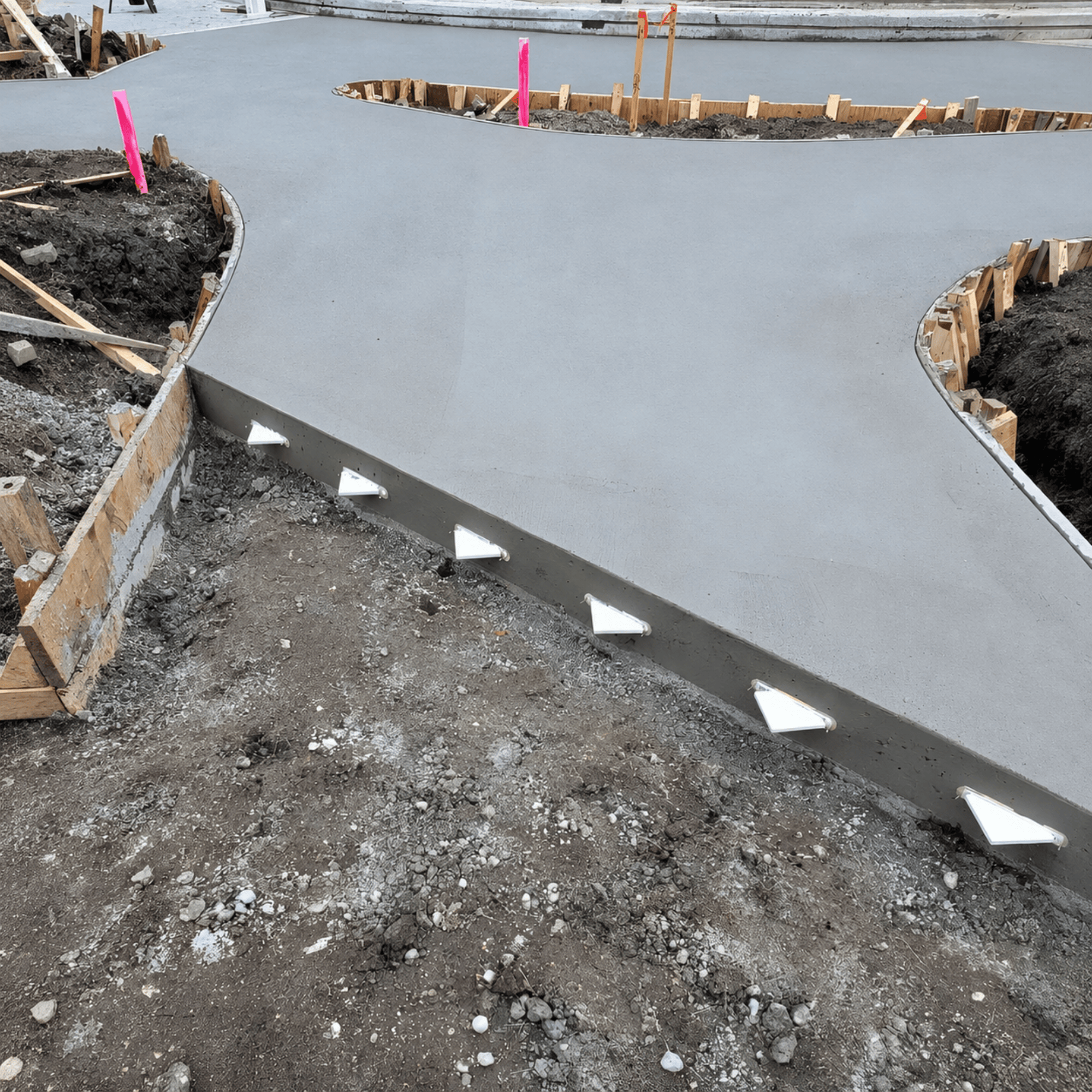 PolyDowel™ – CFRTP Composite Load Transfer Dowels