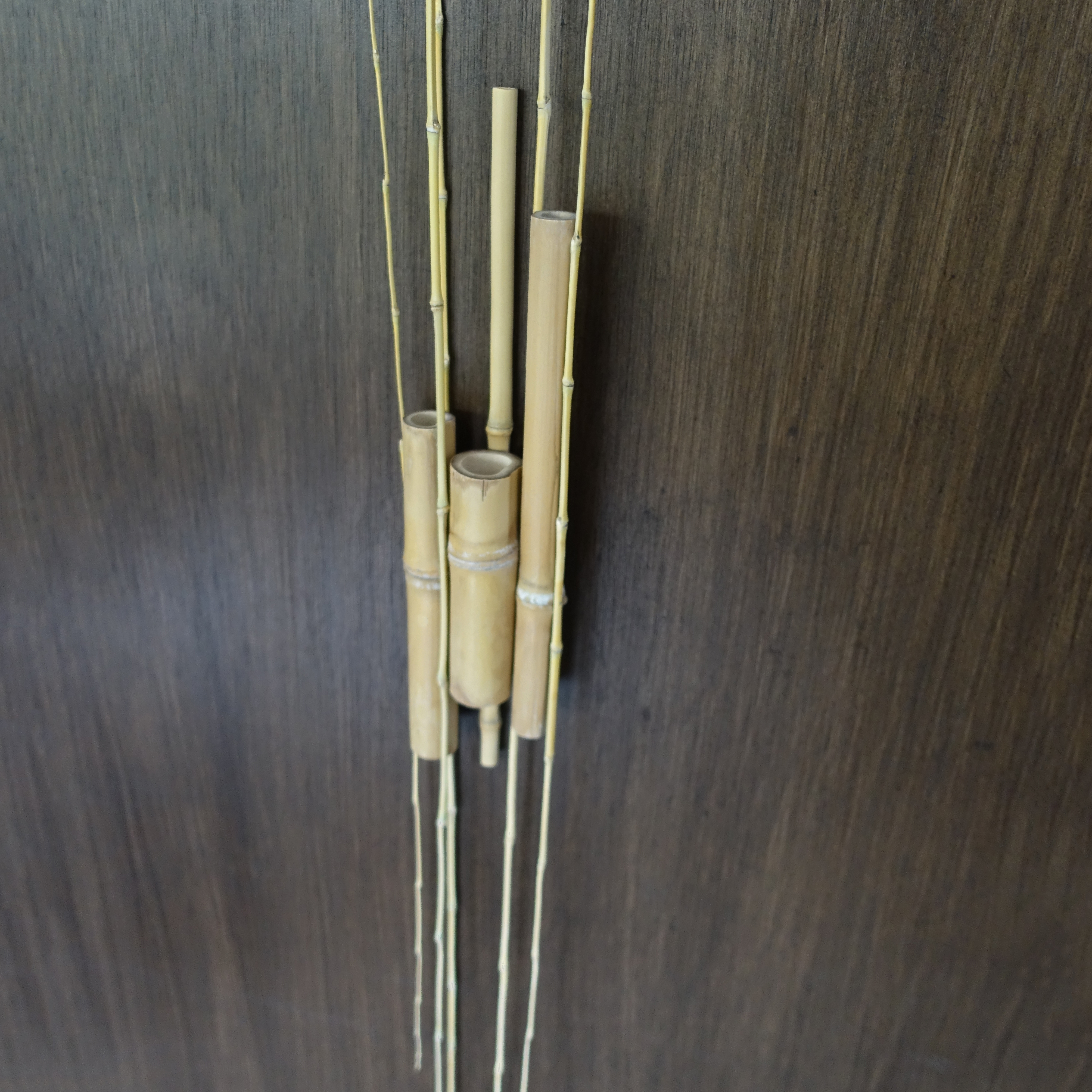 Sculpture 26. L 7,5 x 3,5 x H 142 cm. Bambou