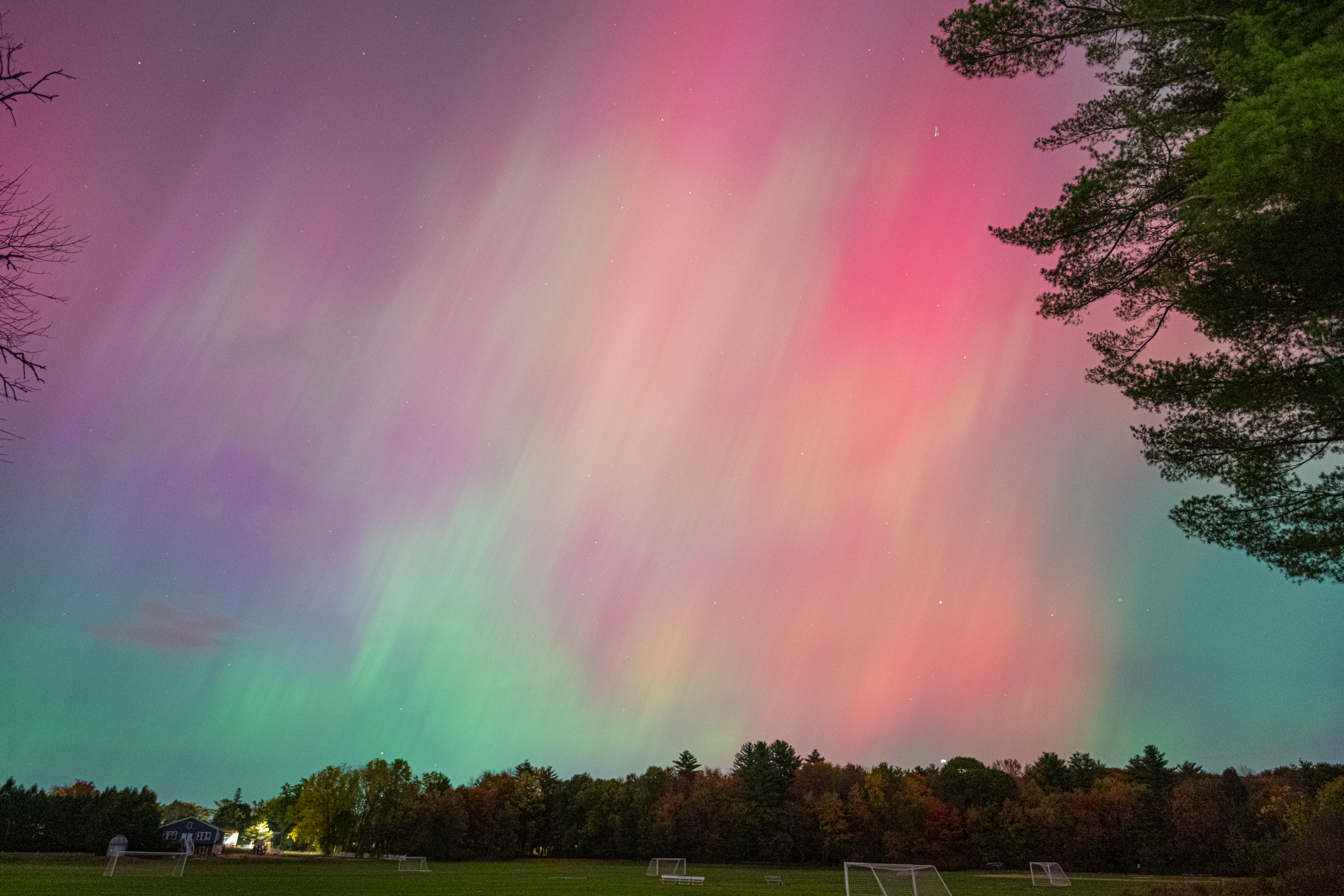 2024 October 10/11 Auroral Storm – RegulusAstro