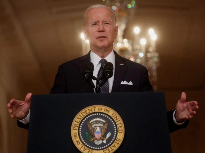 Biden urge a endurecer la venta de armas; «hagan algo», exige a congresistas
