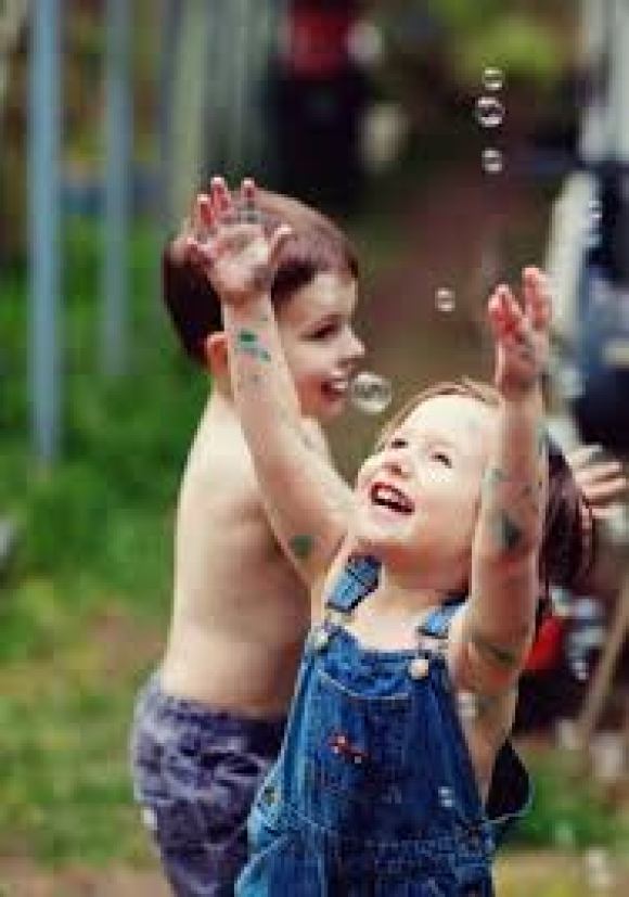 pure joy....if only one could recapture this type joy again - Childhood Memories / Childhood Happiness: Photo Session Ide… | Happy kids, Funny kids, Children images