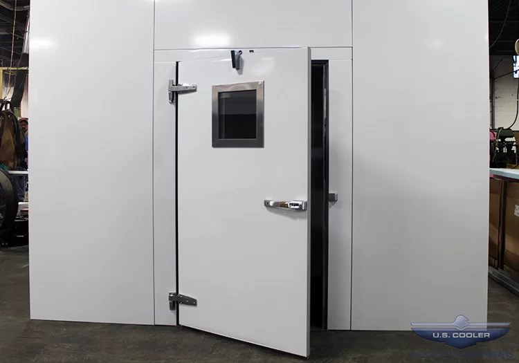 New walk-in cooler door with a tight seal for energy efficiency