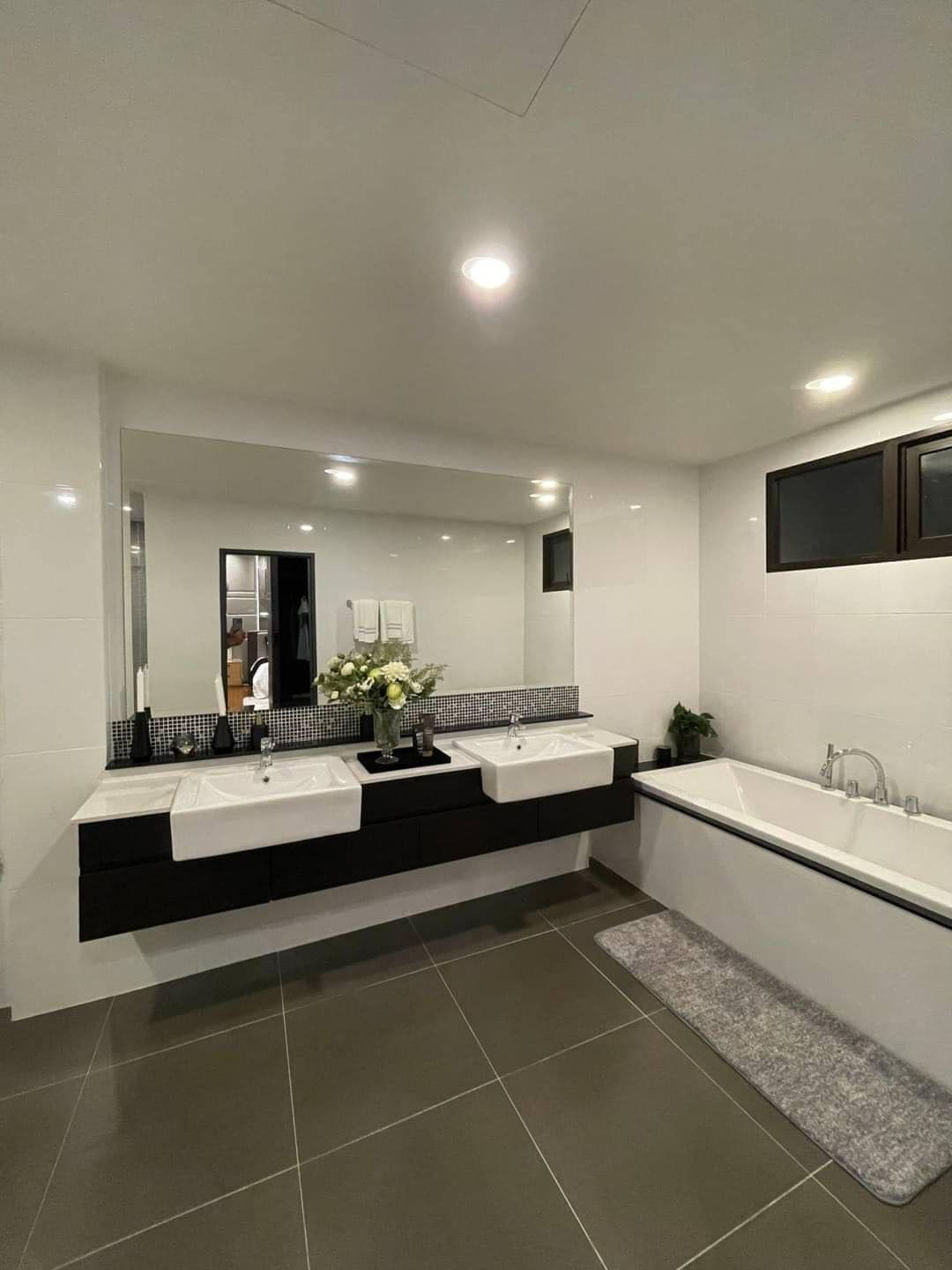 Luxury house with 5 bedrooms