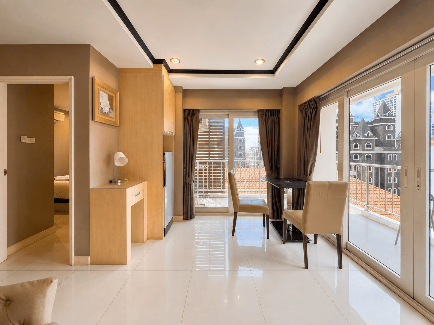 Corner Unit | One-bed with pool view for sale in the heart of Pratumnak!