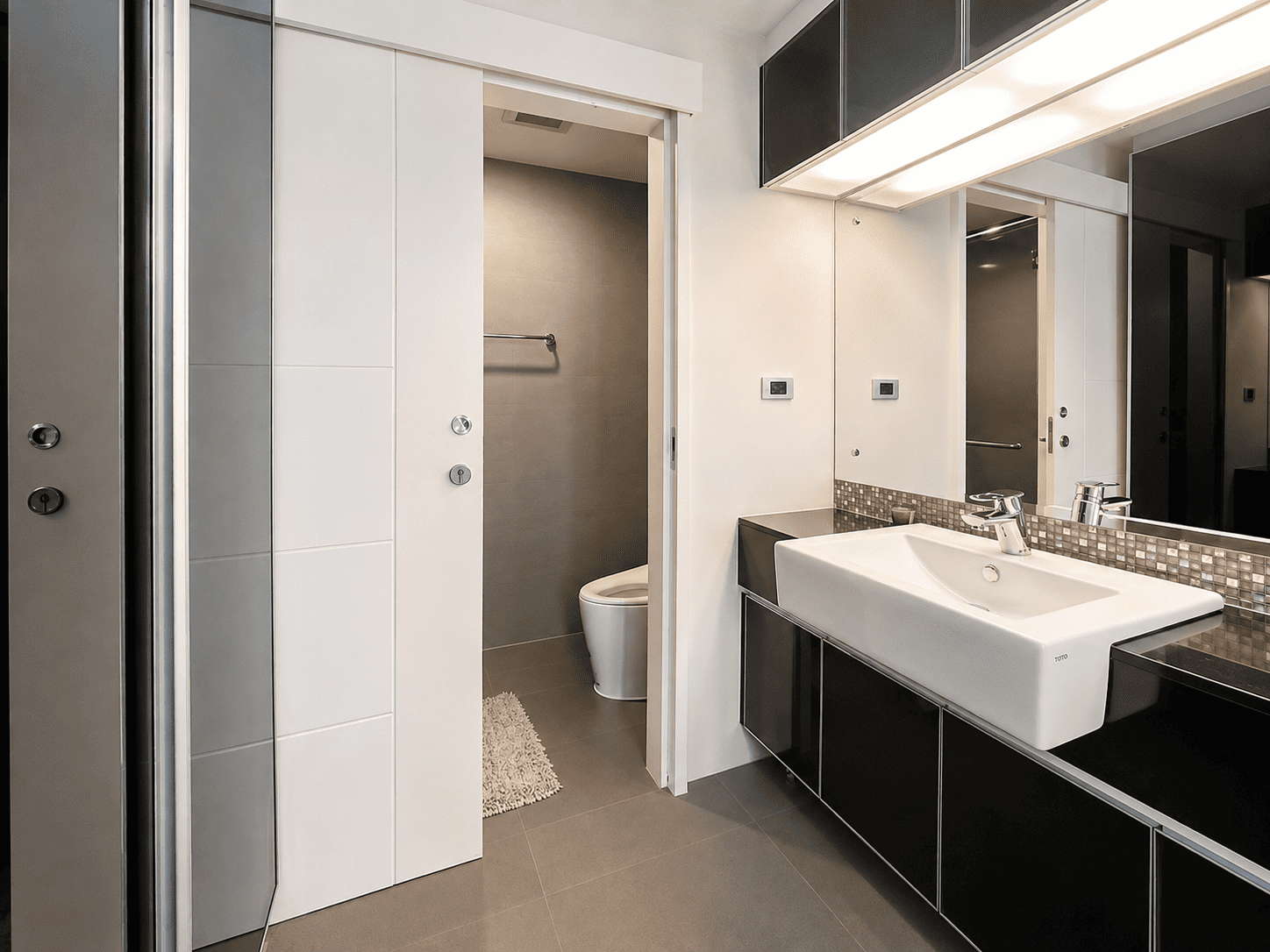 1-Bedroom Condo for Sale & Rent 70m from Thonglor BTS | The Crest Sukhumvit 34