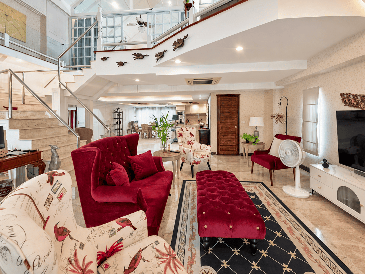 Penthouse | Duplex 2 Beds for Rent at Chateau Dale!