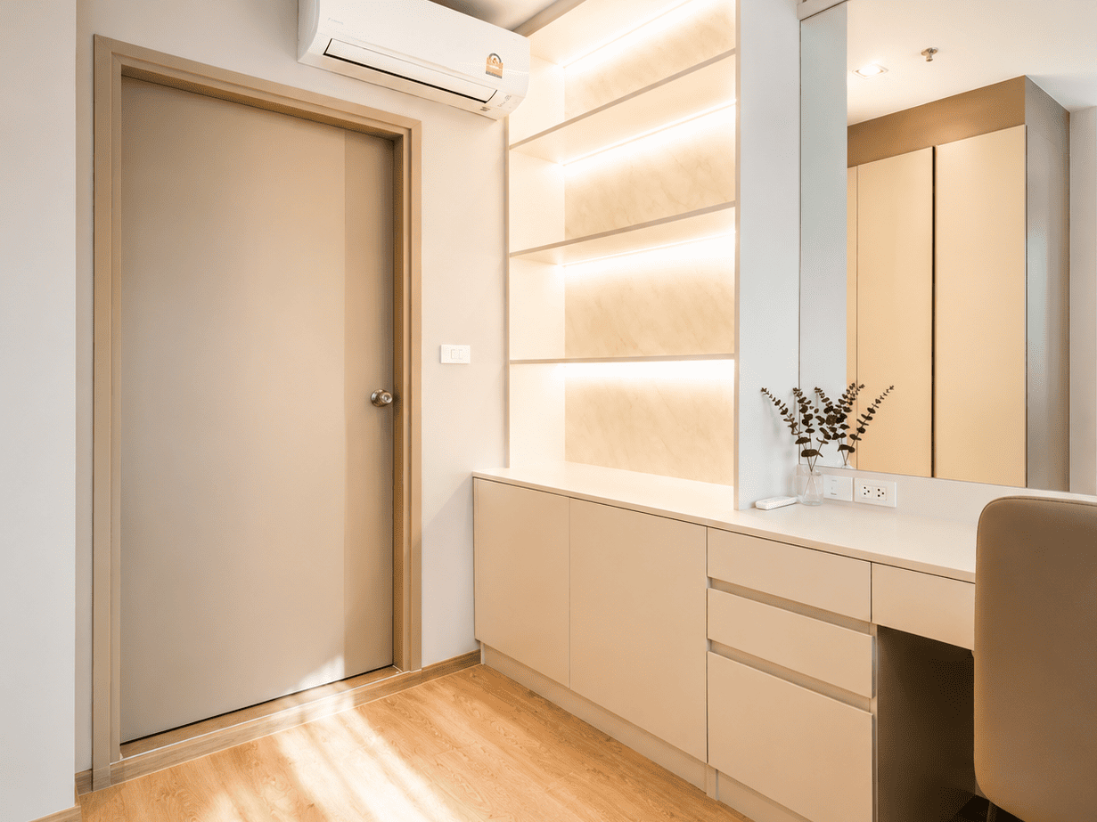 Stylish Designer 1BR for Rent – 400m to MRT