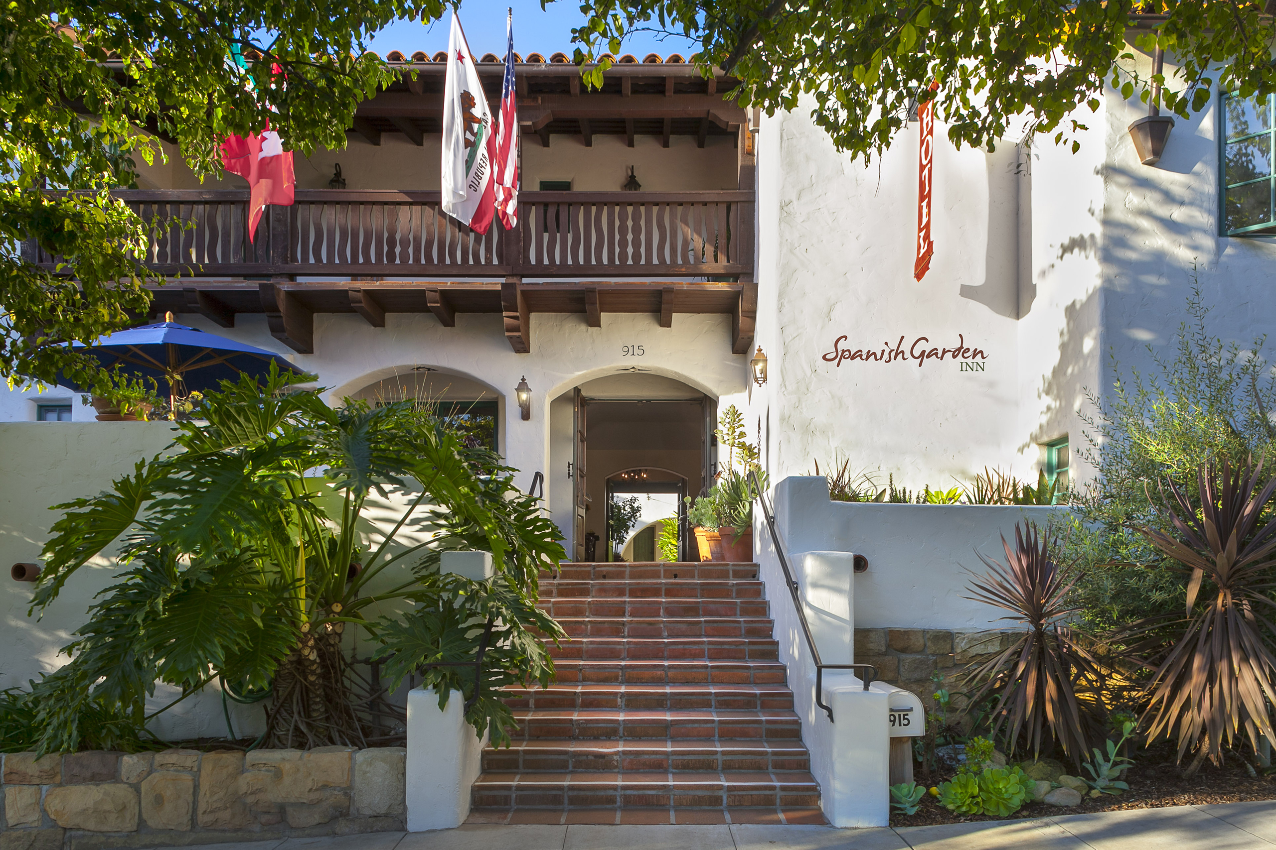 Spanish Garden Inn Front Entrance