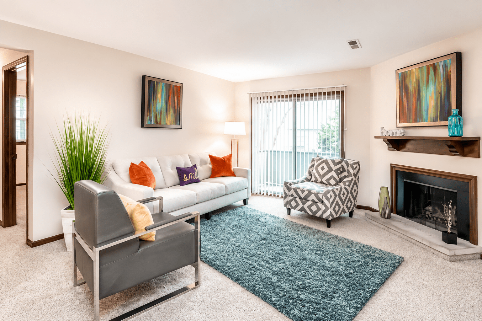 FREMONT LIVING ROOM