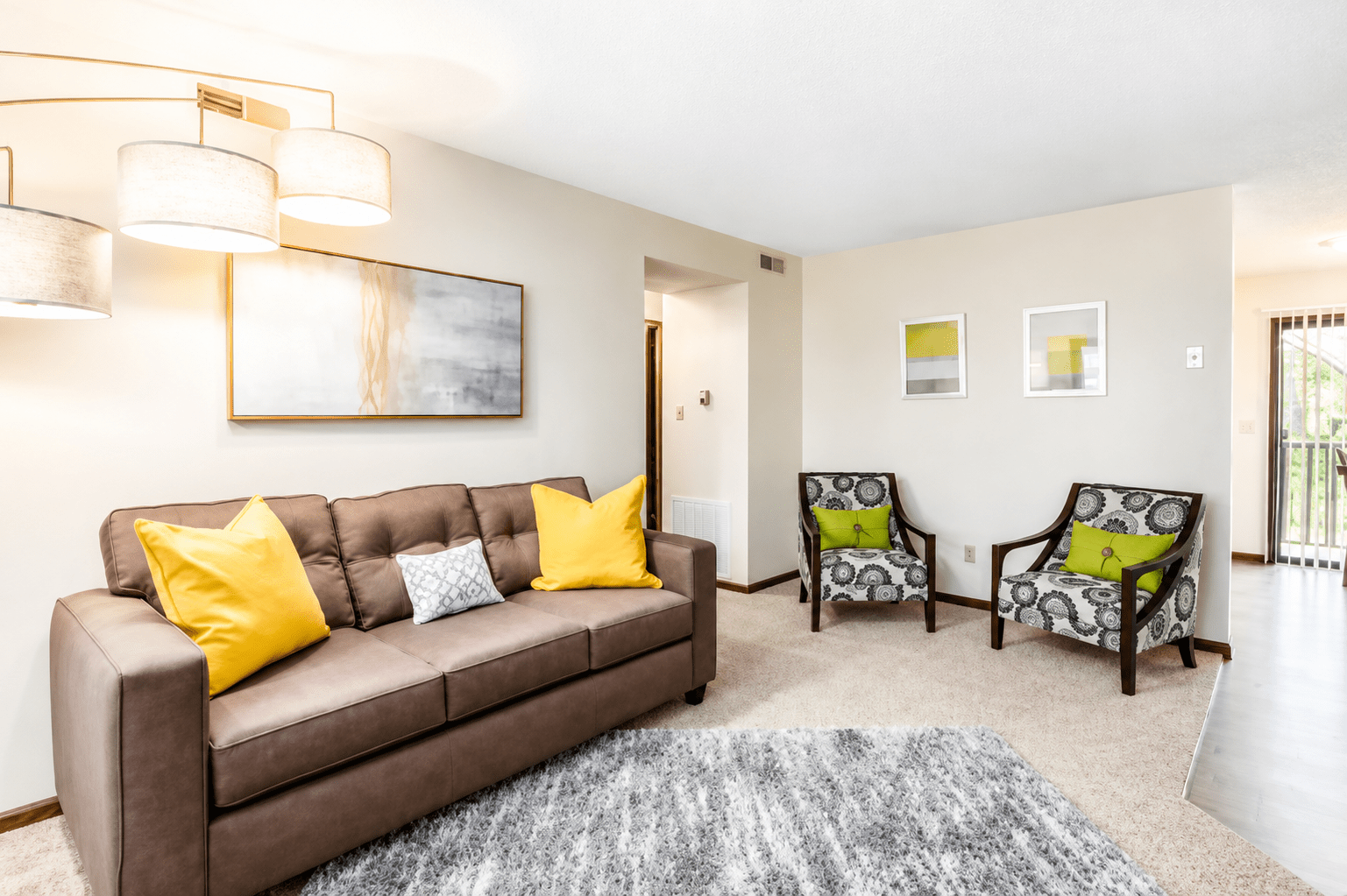 OS LIVING ROOM