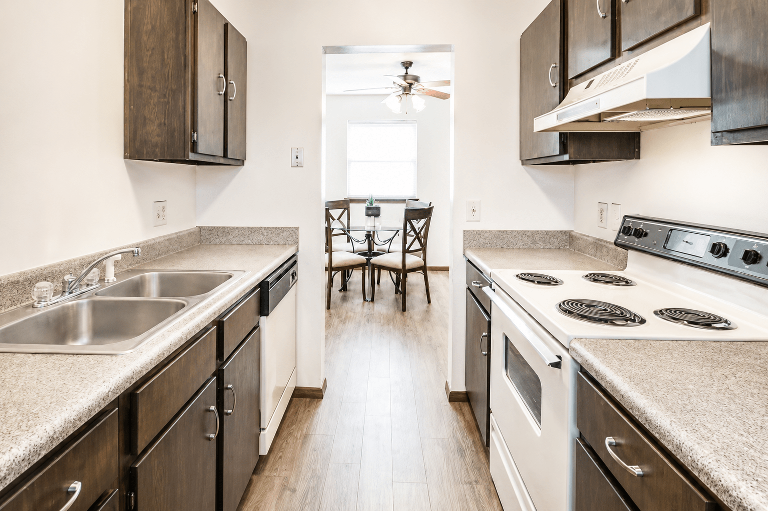 SH RANCH KITCHEN