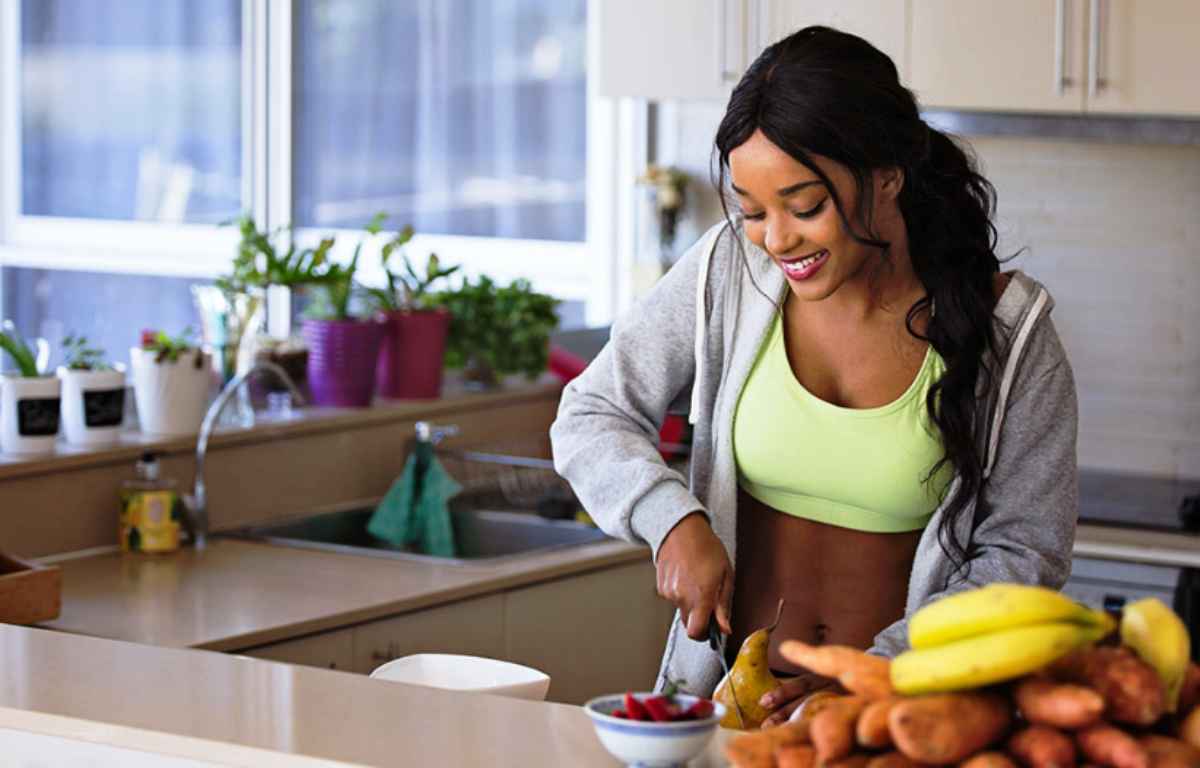 Cantik Dan Produktif; Rahasia Wanita Modern Dengan Food Combining