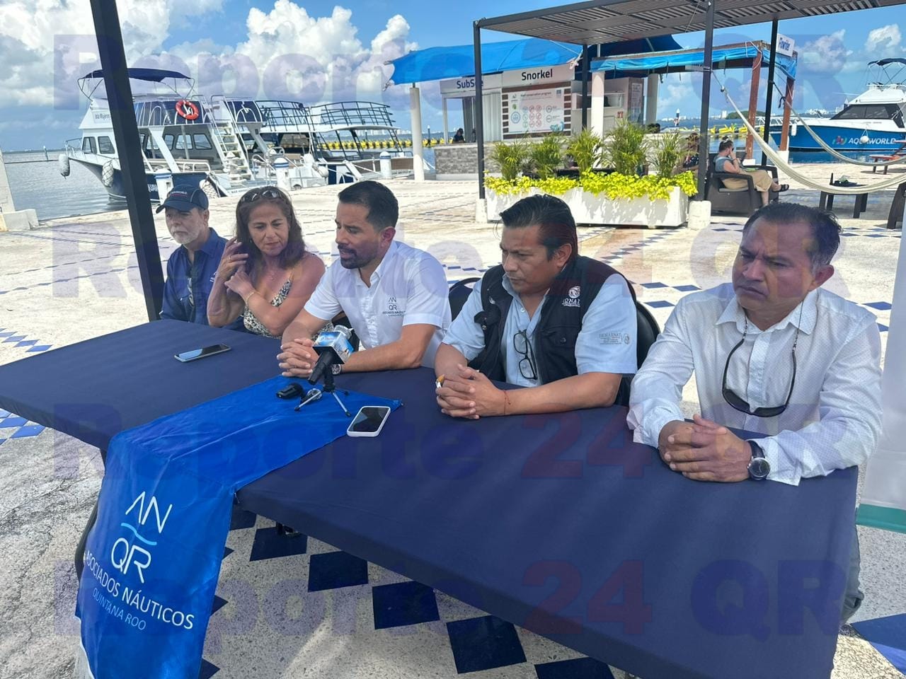 Undiran nueva pieza en el nuevo arrecife artificial de Nizuc