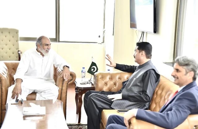 فیصل کریم کنڈی