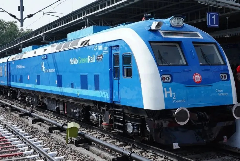 Hydrozne train