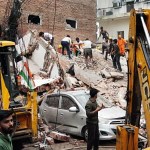 Home 10 सत्यनिकेतन इलाके में बहुमंजिला इमारत ढहने से 6 की मौत, अब तक निकाले जा चुके हैं 11 लोग