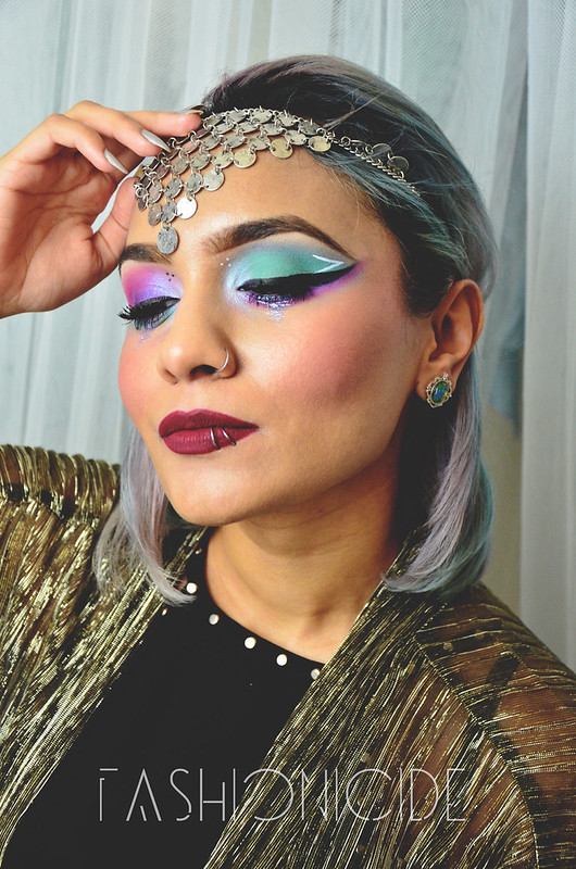 MAKEUP LOOKS // Glittery Two Toned Eyeshadow inspired by Kat Von D!