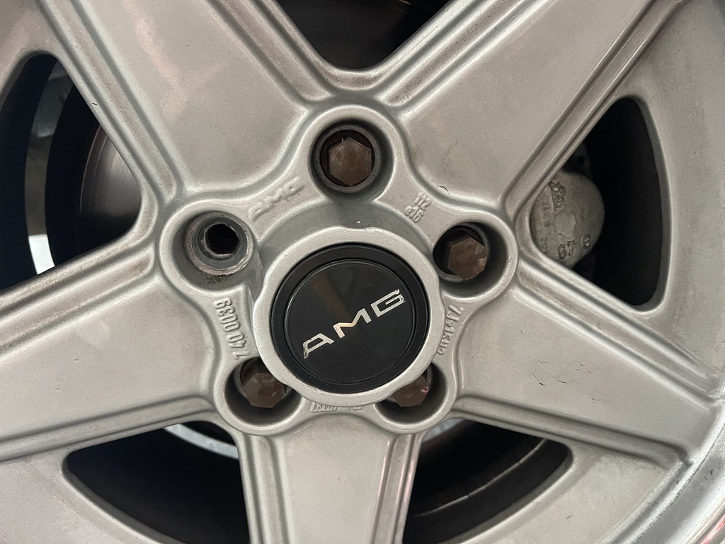450SLC lug bolt replacement