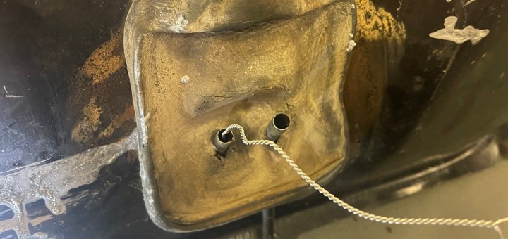 240D algae part 6 – How I ruined my W123 fuel tank
