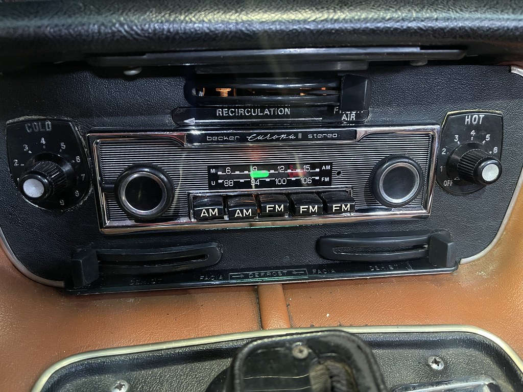 Daimler Becker Radio