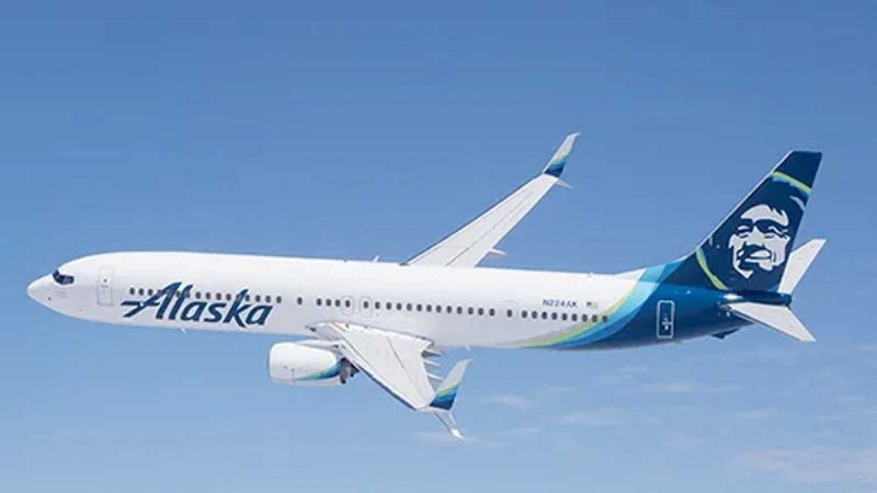 Condor Condor Airlines Expands Partnership With Alaska Airlines - High Resolution Minimal Patterns for Desktop