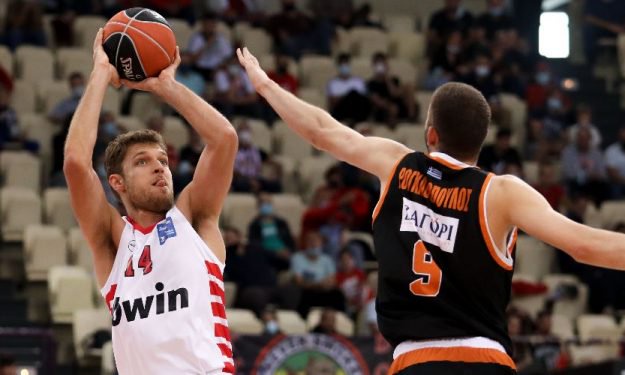 The club currently competes in the greek basket league and the eurocup.it is patras' prominent basketball club. Olympiacos Rolls Promitheas In A Scoring Frenzy Opera News